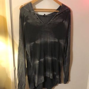 soft stretchy sweater Tee